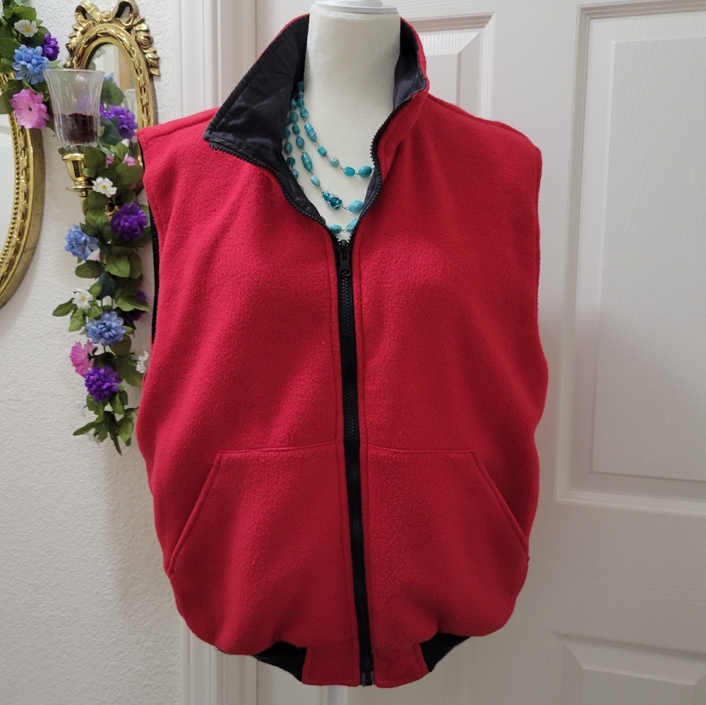 Vest - Picture 6 of 9